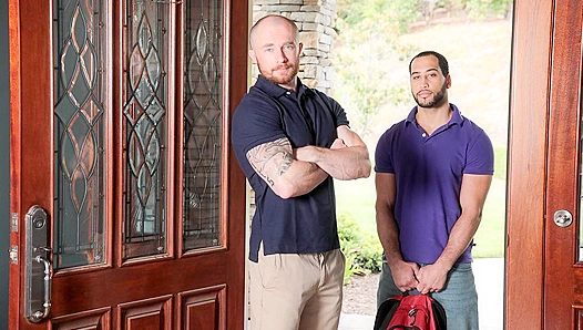 Stepbrother Fever: Markie Craves David Roses Secret Touches – 18+