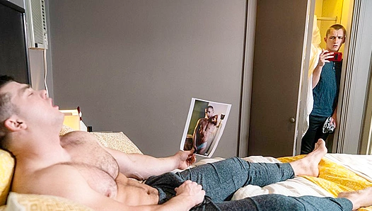 Stepbrothers Heat Ignites in a Wild Bareback Ride – DrillMyHole