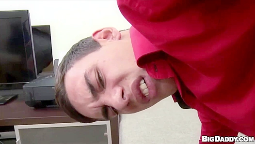 Oscars Juicy Booty Pops as Paul Blasts Him With Cum – Raw Gay Audition