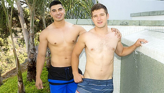 Hayes Rides Marco Raw in Hot Steaming Sex Session – GayXXX Action