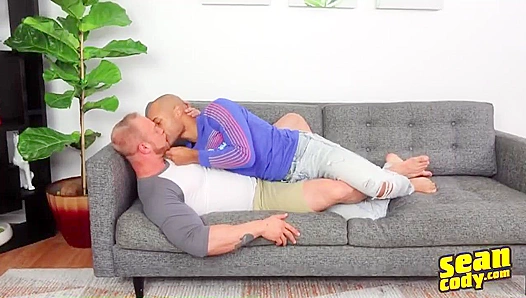 Brock Takes Control: Ripped Strength vs Tight Booty – GayXXX