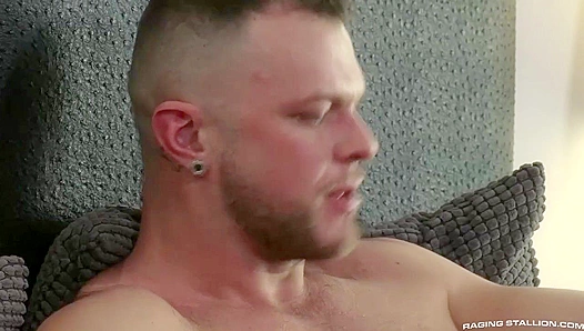 Wade Wolfgar Claims Young Dickie James in Hot Raw Ass Ride – RagingStallion