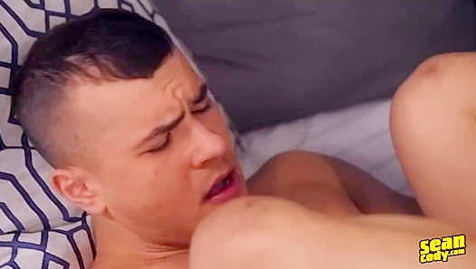 Brock Ayden Goes Wild — Hard Bucking Bareback Ride SeanCodyX