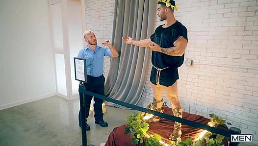 Arad Wins Inside Finns Tight Heat During Steamy Museum Encounter — GayPornHub