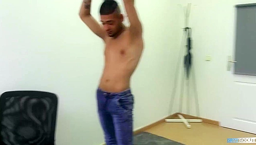 Deep Thrusts in Prague: Cute Amatuer Fucks Hard with Hung Scout – 18+