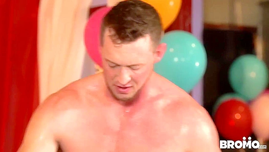 Pierce Paris Claims Trevor Miller in Hot Dom Sub Encounter – XclusiveScenes