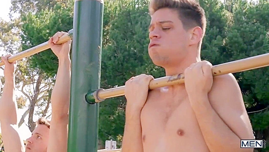 Michael DelRay Takes Control: Rough Bareback Ride With Nate Grimes — Hot Straight-to-Gay