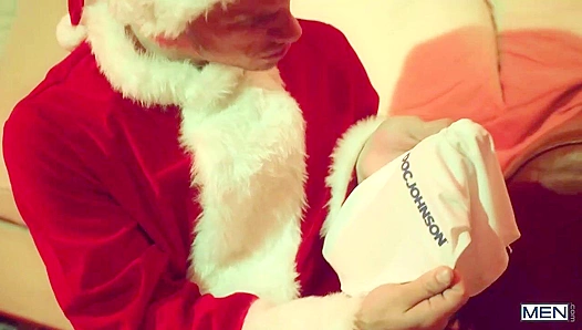 Triple Heat: Pierce Michael JJ Claim Him for Christmas – GayXXXmas 18+