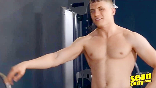 Kieran Claims Jayce With Force – Steamy Bareback Action – SeanCodyX