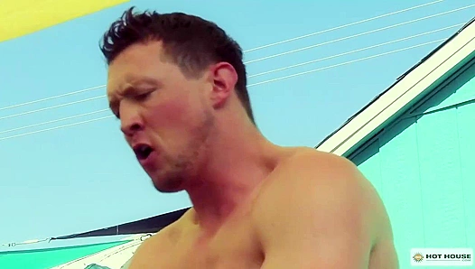 Pierce Paris Claims Jack Kross Under the Blazing Sun – Steamy Outdoor interracial Action