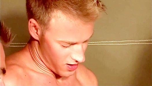 Igor Takes Control in Steamy Three-Way Muscle Fuck – BigMuscleStuds 18+