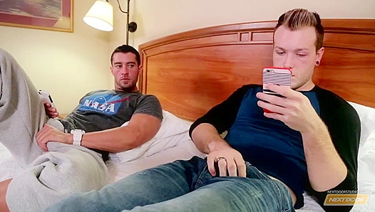 Steamy Tea-Bagging Session: Cody Cummings Kaydin Bennett Go Wild – Hot Gay Action