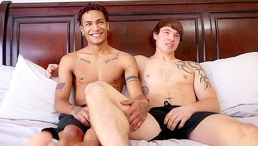 Jeremy Barker Martavis Ray Dive into Wild, Steaming Hot Passion – GayHoopa