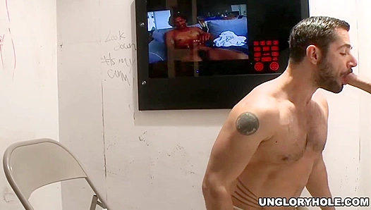 Dean Monroe Gets Wild With Santiago in Hot Glory Hole Action – 18+