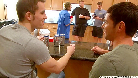 Patrick Rogue Shines in Hot Neighbor Blowjob Foursome Action – GayPornDeluxe