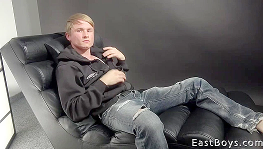 Blushing Jeffrey Wheeler Takes It All — Intense Solo Ride Gets Messy – EastBoys