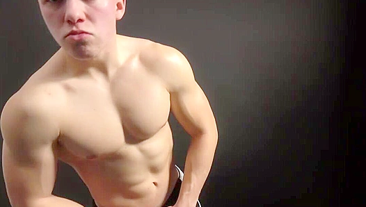 Ripped Muscle Stud Teases Hard for Your Eyes Only – EastBoys Seduction