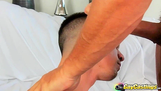 Huge Load Blowjobs in Hot Gay Audition — Zackary Makes Him Scream for More – 18+