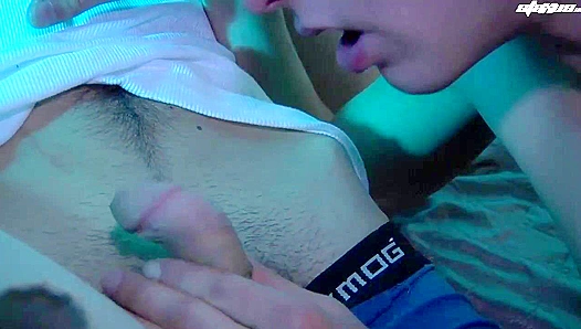 Double Penetration Fever: Adam Hart Swallows Tod Garners Thick Cream – GayXXX