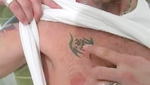 Tattooed Hunk Jay Unleashes Huge Load – Steamy Solo Ride – Mature Men 30+