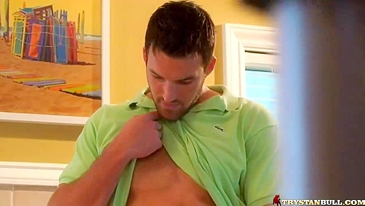 Brandon Lewis Takes Trystan Bulls Load Deep – Hot Bareback Glory Hole Action 18+
