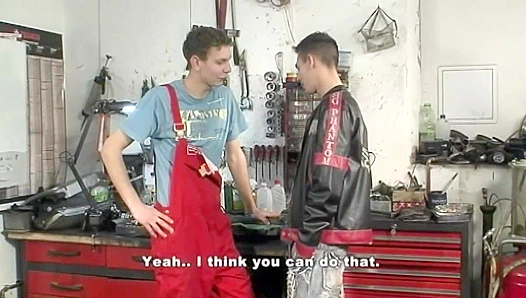 Fanny Duke Bob Farlow Get Dirty with Greased-Up Passion – Steamy Gay Scenes