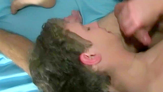 Martin Cross Mike Fossett Dive into Wild Bareback Passion – GayXXX