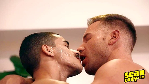 Sumner Blayne Takes Cum Hard: Steamy Facial After Wild Fuck – Sean Cody