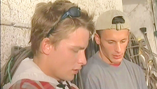 Steamy Mutual Masterbation: Steven Fischer Jay Renfros Go Wild – GayXXX