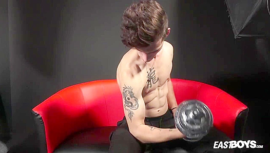 Oiled-Up Glory Hole: Johnny Walshs Steaming Hot Solo Ride – EastBoys 18+