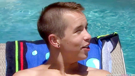 Neighborhood Heat: Twink Trio Takes On Hot Neighbors Big Dick – Nick Reeves, Elijah