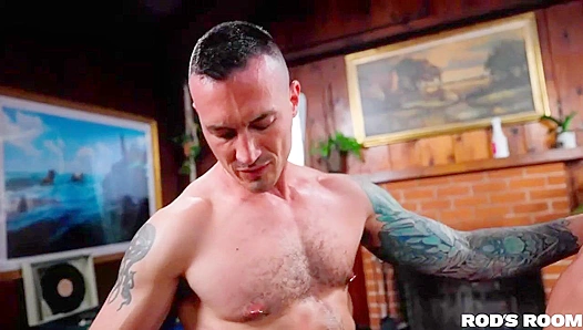 Derek Kage Rides Hard — Dom Sub Energy With Devin Franco – RodsRoom 18+