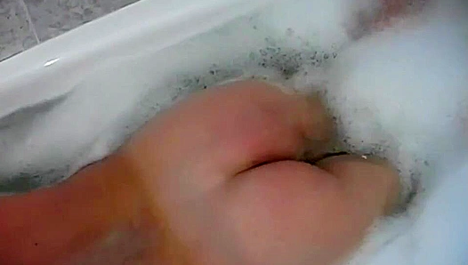 Big-Titted Chub Daddy Brian Greene Cums Hard Live – MatureGayMen 18+