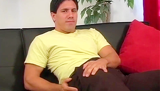 Ronald Casis Shows Off His Thick, Throbbing Rod – ExtraBigDicks
