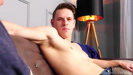 Steamy Frat Bros Collide in Wild Naked Orgies – Hot Gay Action 18+