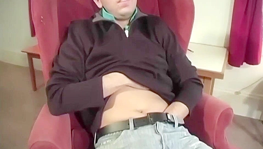 Tony Devours His Thick Cock Like a Real Slut – GayLifeNet 18+