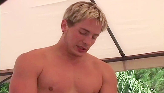 Deep Anal Thrills: Brandt Brads Steamy Midnight Encounter – GayPornXXX 18+