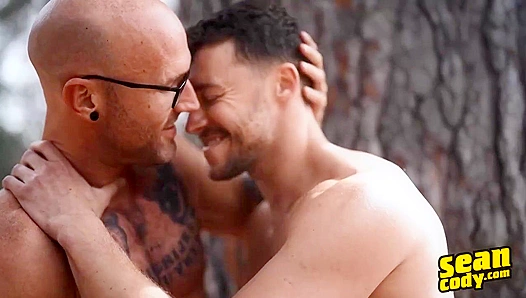 Bareback Passion: Justin Vin Roxx Takes Intense Unprotected Ride – SeanCody