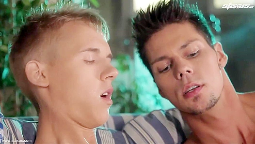Chris Hollander Ennio Guardi Ignite Forbidden Desires – Hot Twink Action – GayXXX