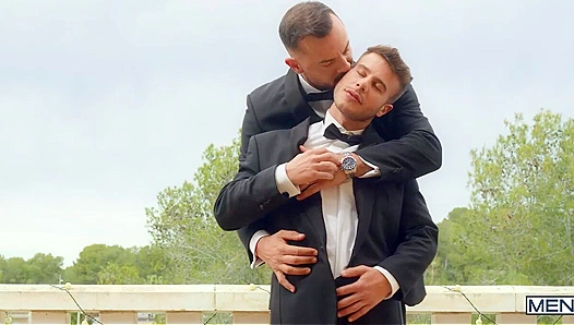King Allen Takes Control: Steamy Rooftop Fuck Session With Sir Peter – 18+