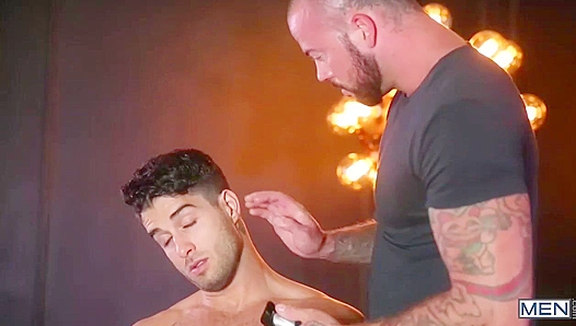 Sean Duran Takes Hard anal from Cute DiegoSans – Steamy Barber Room Action – 18+