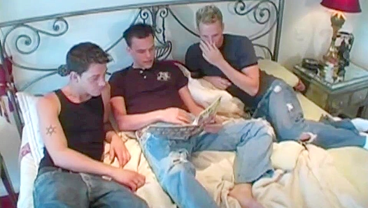 Triple Heat: Dave, Donovan Jared Ignite Wild Passion in Hot Gay Mnage Trois – 18+