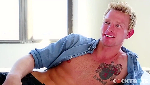 Hayden Lourd Unleashed — Relentless Fleshlight Ride With No Mercy – 18+