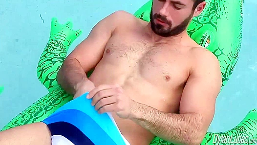 Brock Coopers Horny Pool Ride with Beefy Dylan Lucas – Wet Gay Fun