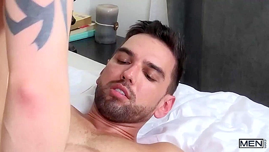 Darin Silvers Hot Gay Awakening: Lucky Daniels Guides His First Ride – Str8toGay 18+