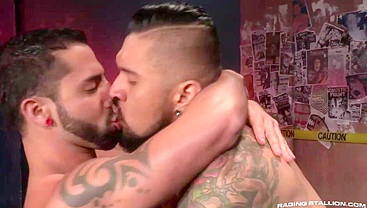 Hardbodies Clash: Nick Cross Boomer Banks Heat Up With Hot Gay Passion – 18+