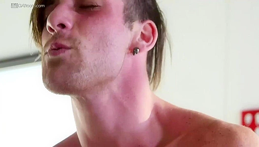 Morning Heat: Tommy Regan Zaq Wolfe Swap Fiery Blowjobs – Gay XXX