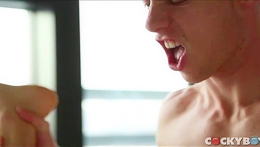 Justin Matthews Calvin Banks Heat Up the Windows – CockyBoys 18+