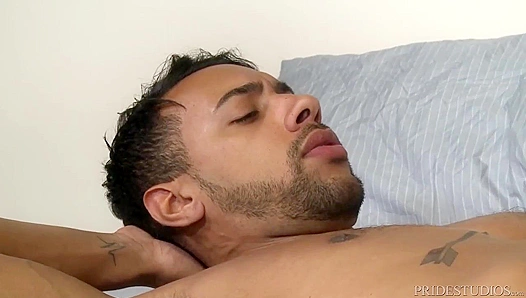 Jay Alexanders Wild Ride: Steamy Gay Action at Pride Studios – 18+