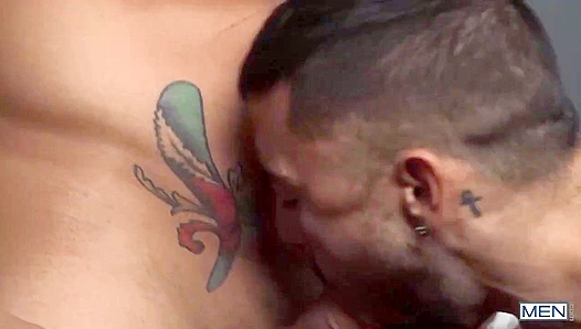 Shane Rams Ryans Tight Hole Till Finish – Wild Bareback Ride